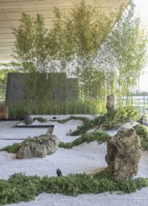 Beleza e harmonia com a natureza marcam esse jardim.