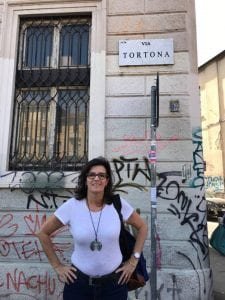 Cris Paola na via Tortona