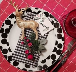 Mesa posta para o Natal