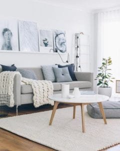 Sala de Estar com maxi tricot e almofadas para o inverno