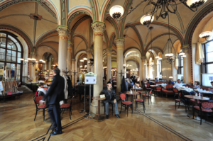 Cafeteria- Cafe Central Viena