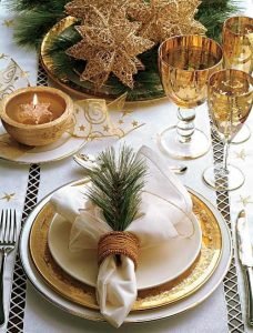 dicas natalinas : mesa posta de natal dourada