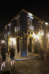 Plaza de Las Bovedas em Cartagena