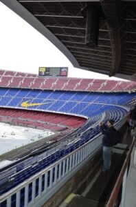 Extensa arquibancada do time de Barcelona