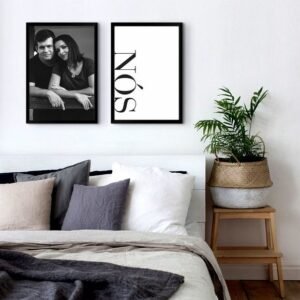quarto com quadro do casal